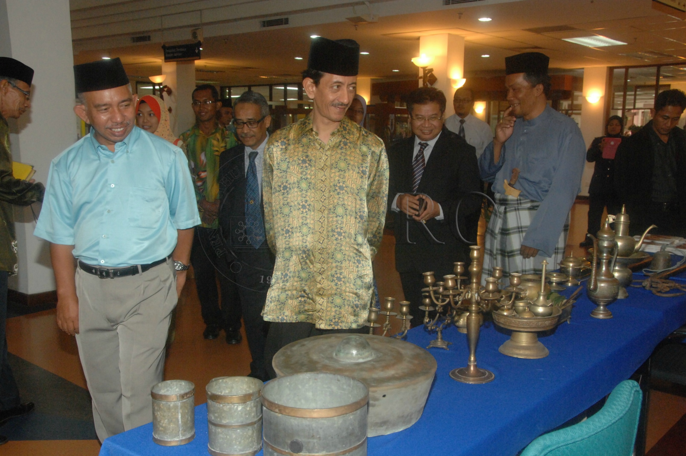 PRO 14 33 WACANA FBA 0111